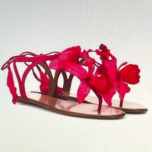 Aquazzura Flora Pink Suede Thong Sandals